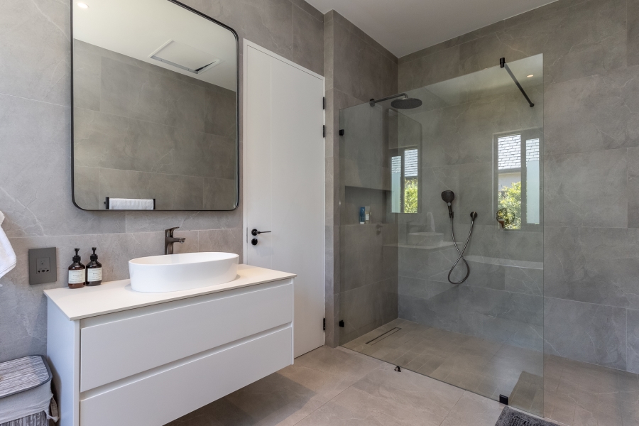 4 Bedroom Property for Sale in Pearl Valley at Val de Vie Western Cape